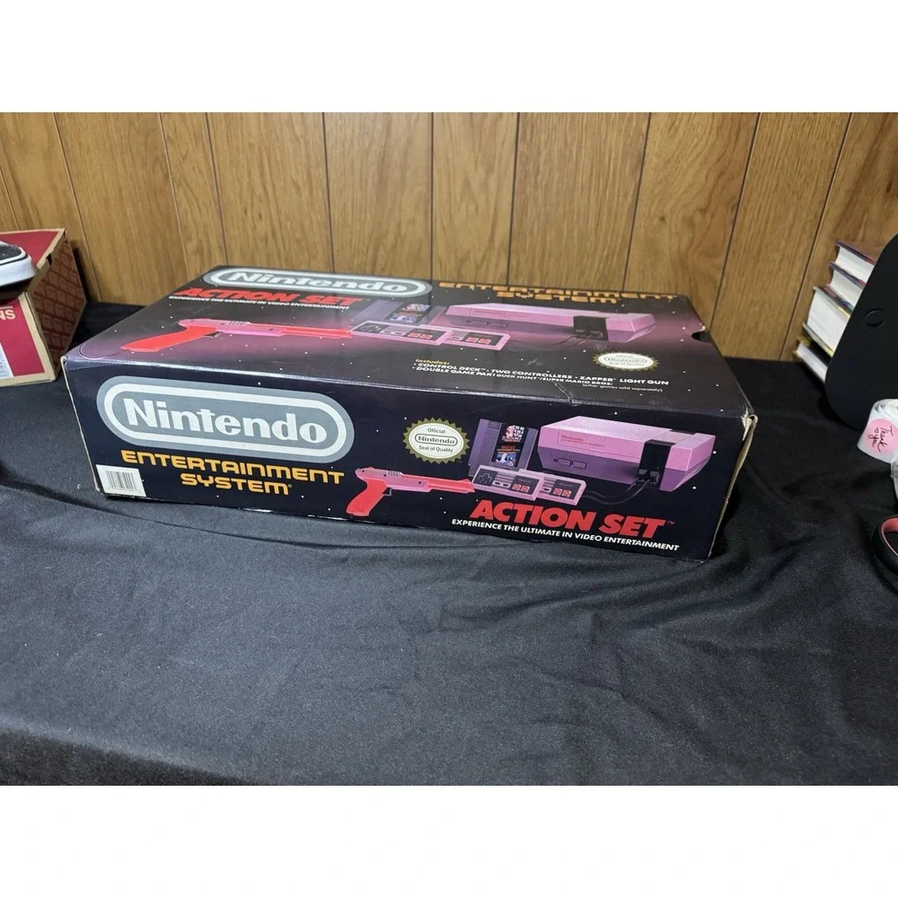 Nintendo Entertainment System NES Action Set New Open Box✅ 1985-1993‎